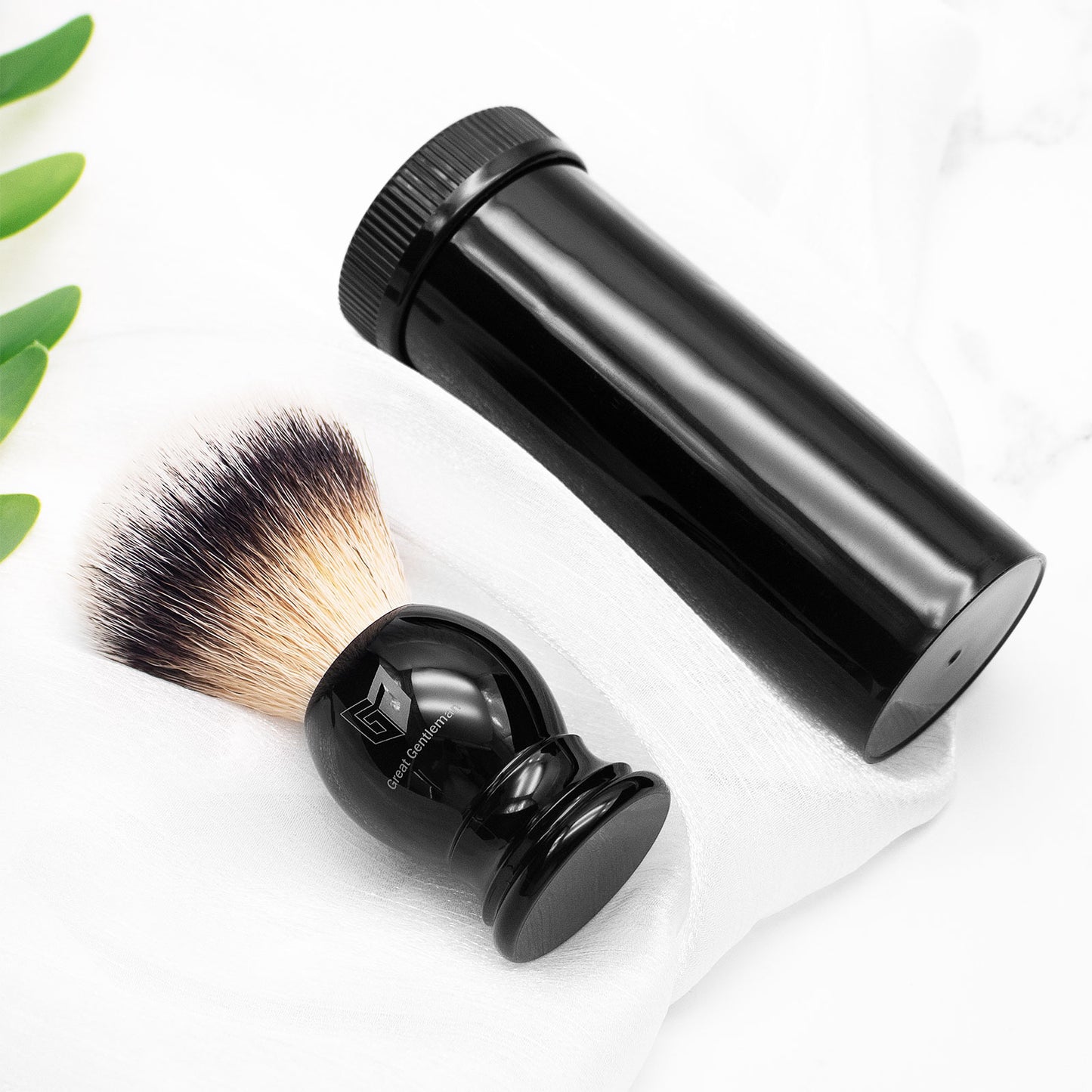 GG Shaving Brush|Nylon Hair|Black Acrylic Handle|Belt