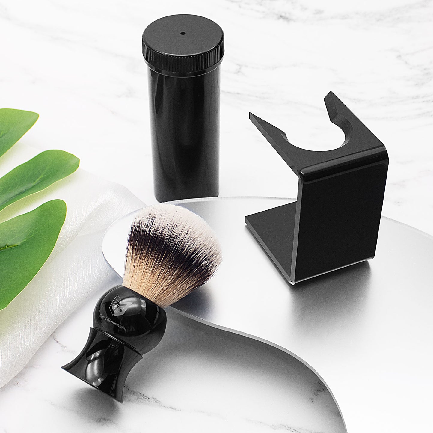 GG Shaving Brush|Nylon Hair|Black Acrylic Handle|Waist Drum