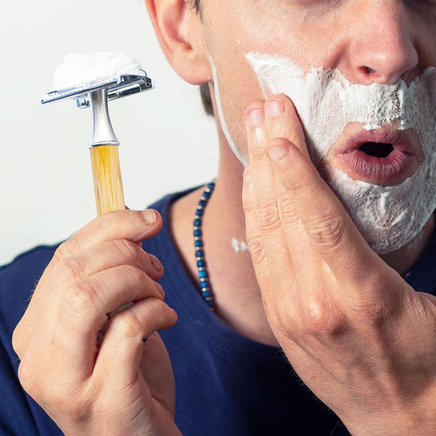 Great Gentleman Double Edge Shaving Safety Razor with Bamboo Wood Handle